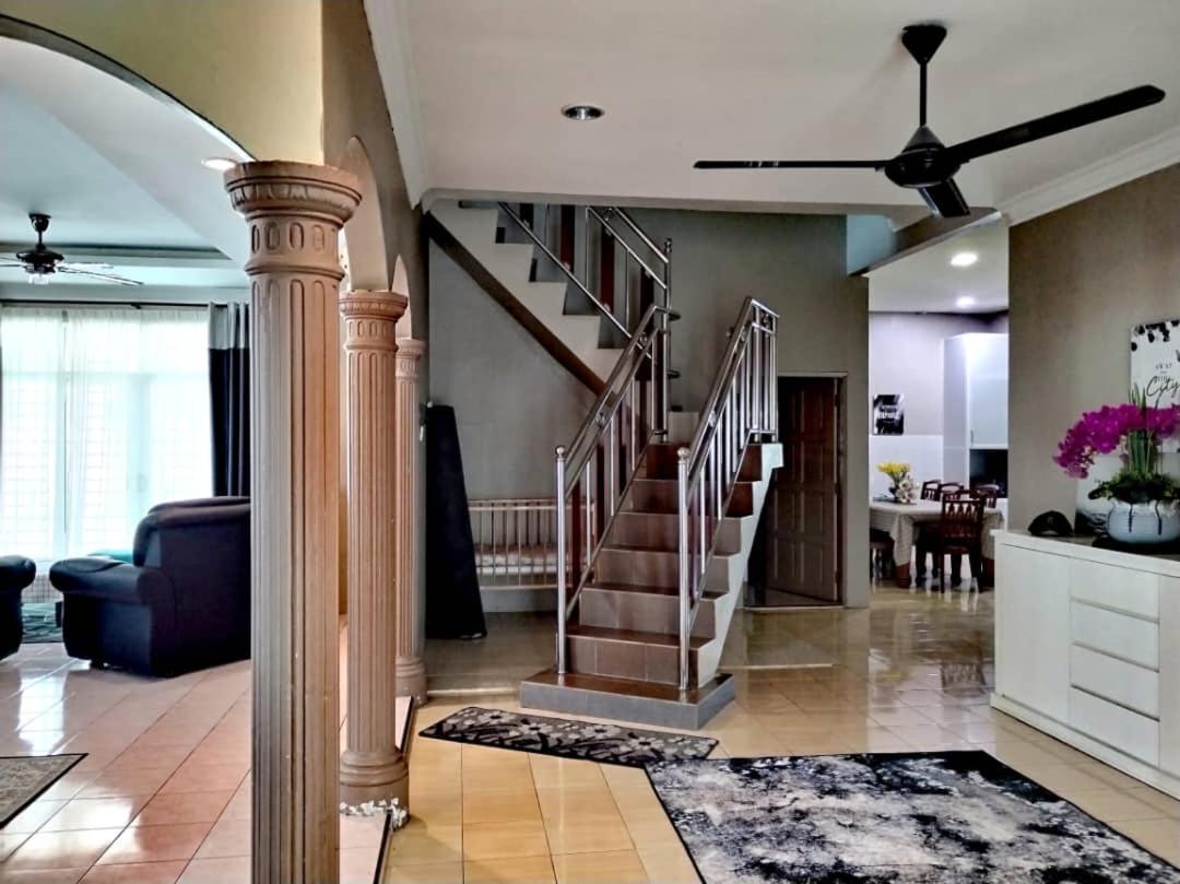 Destini Akef Villa 2 珍南海滩 外观 照片